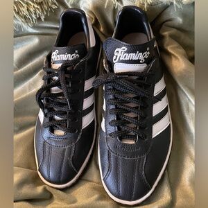 Rare Hand Made Men’s Flamingo Brand Size 41 Black and White Sneakers. Size 8 Men